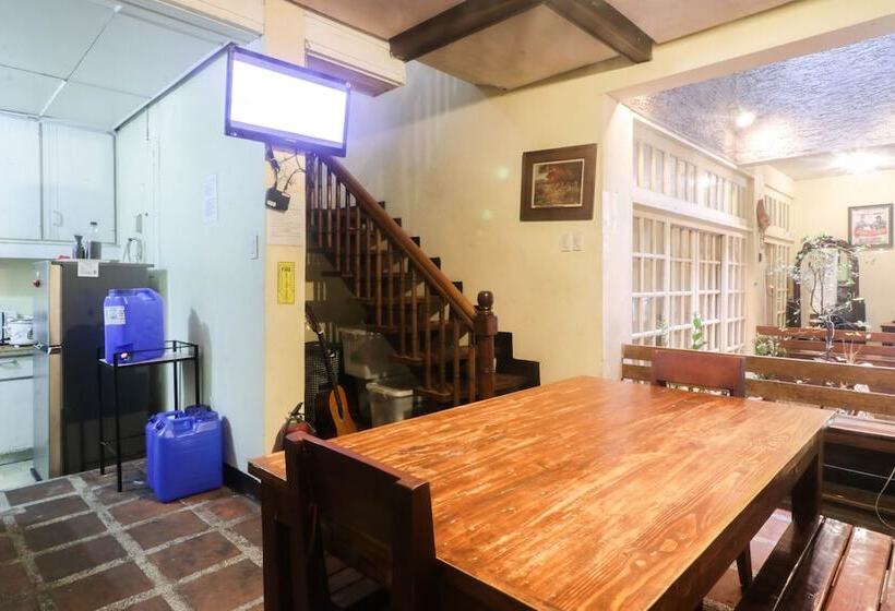 Отель Kamuning Hostel