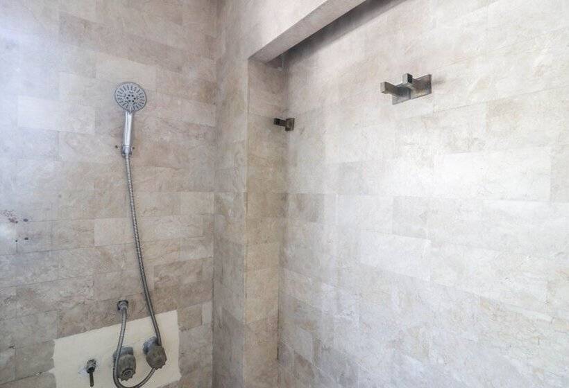 Отель Kamuning Hostel