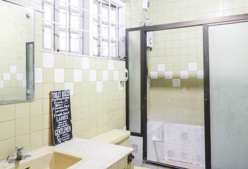 Отель Kamuning Hostel