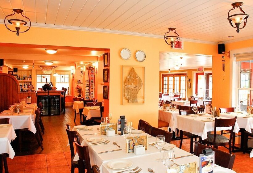 בית מלון כפרי La Galouine Auberge & Restaurant