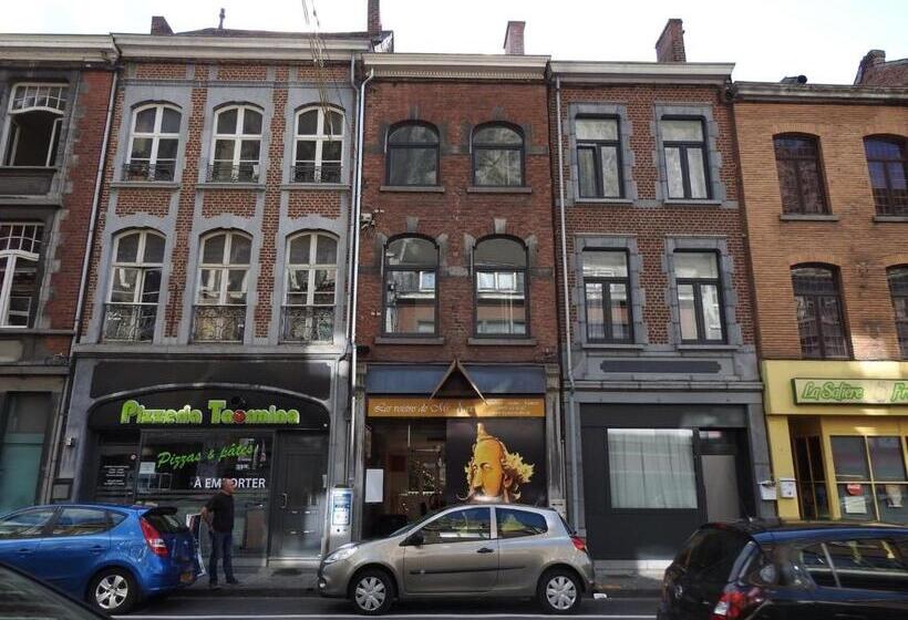 Отель Les Voisins De Mr Sax