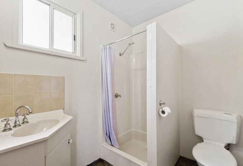 בית מלון כפרי Lifestyle Villages Traralgon