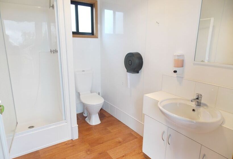 בית מלון כפרי Lifestyle Villages Traralgon