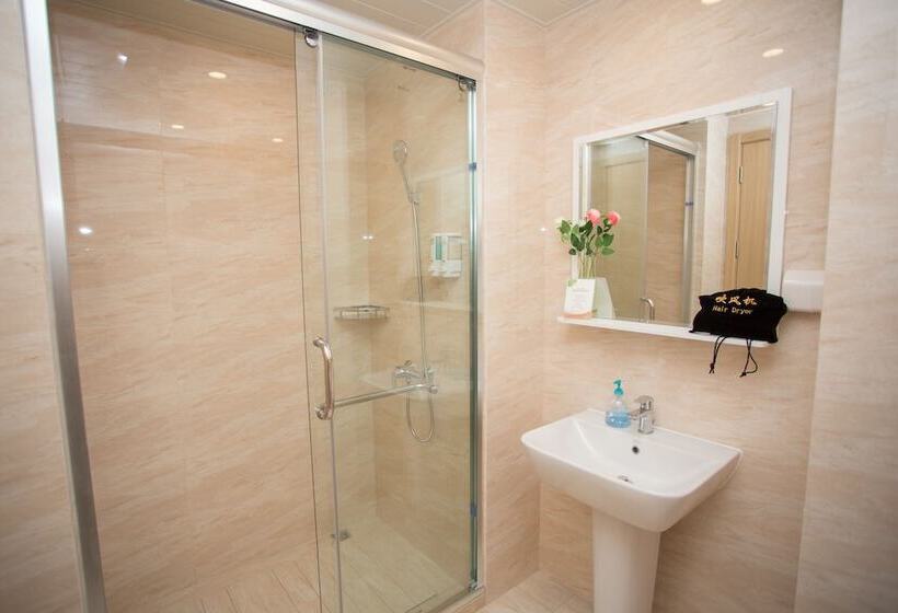 Отель Live Inn Greenland Central Plaza