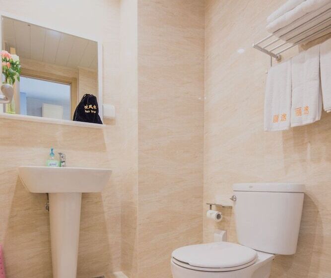 Отель Live Inn Greenland Central Plaza