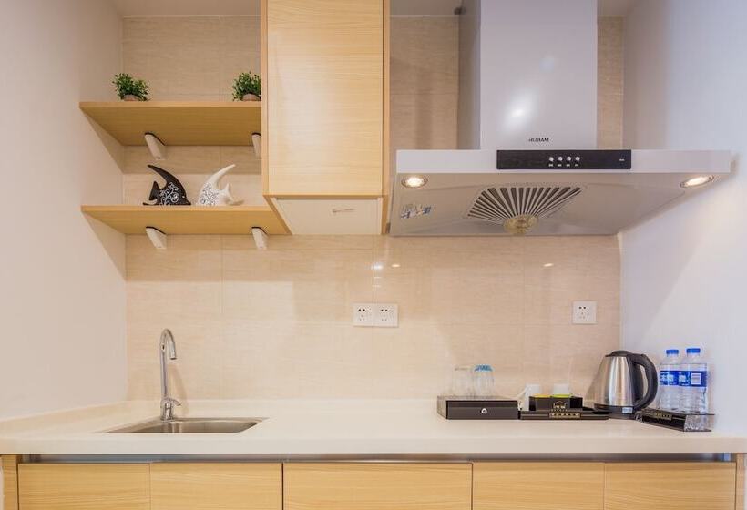 Отель Live Inn Greenland Central Plaza