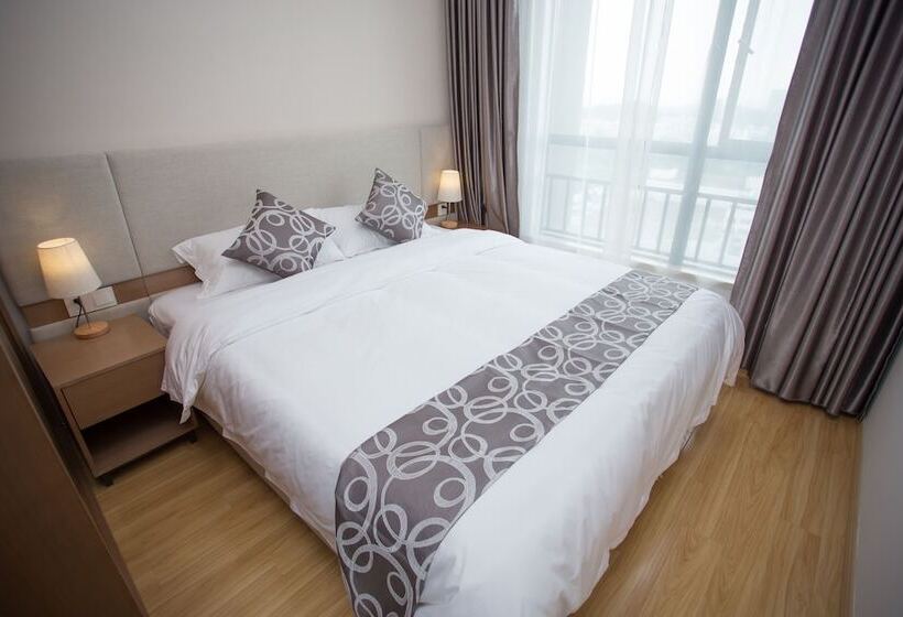 Отель Live Inn Greenland Central Plaza