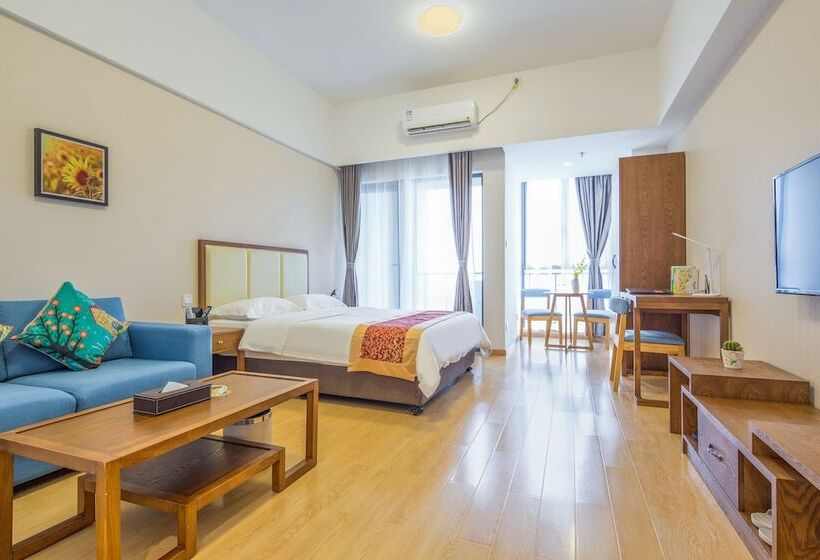 Отель Live Inn Greenland Central Plaza