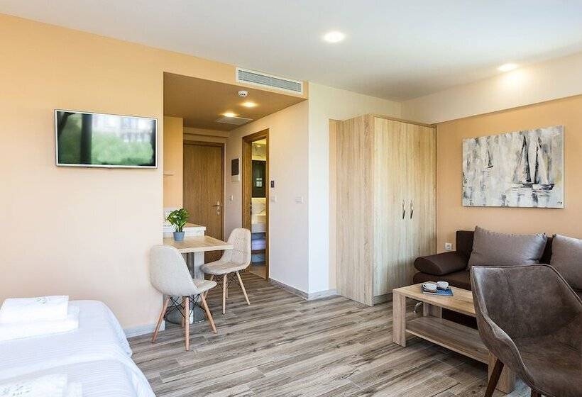 ホテル Menta City Boutique