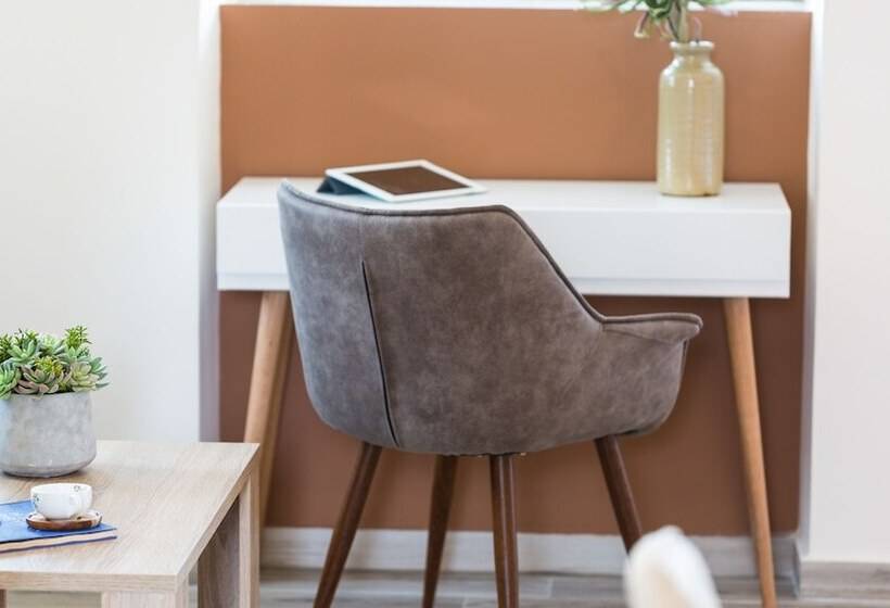 ホテル Menta City Boutique