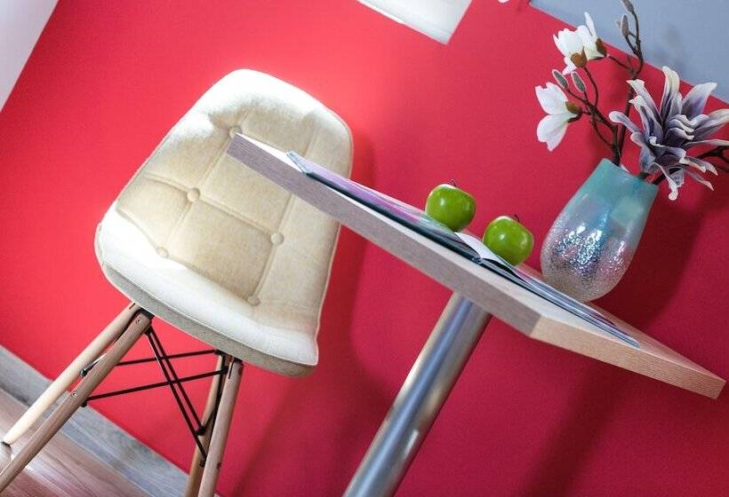 ホテル Menta City Boutique