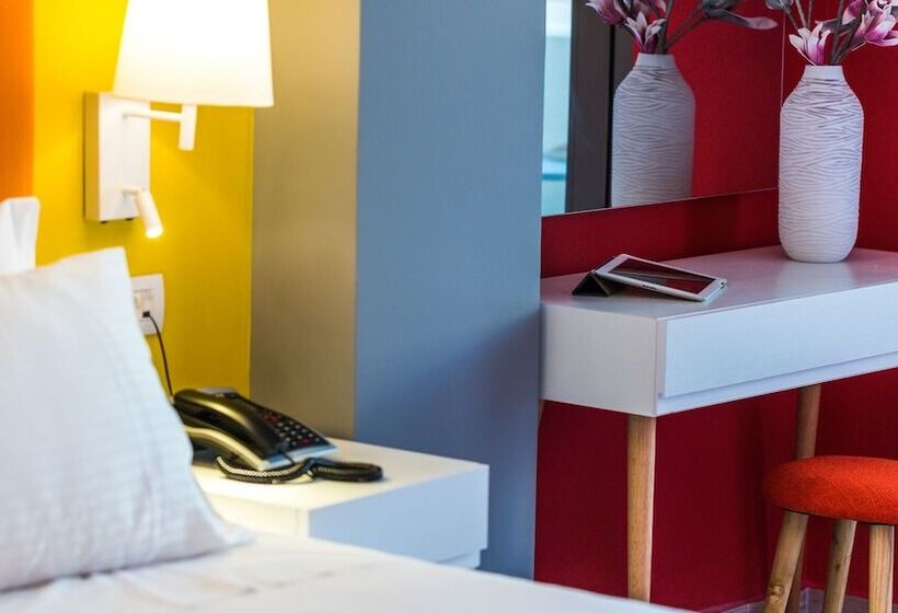 호텔 Menta City Boutique