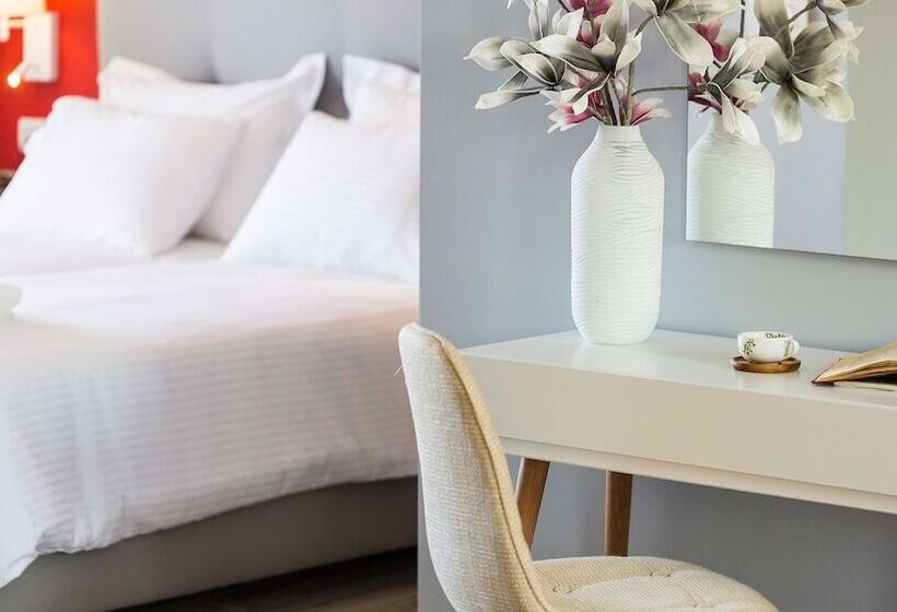 Отель Menta City Boutique