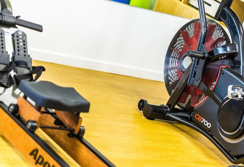 ホテル Menta City Boutique