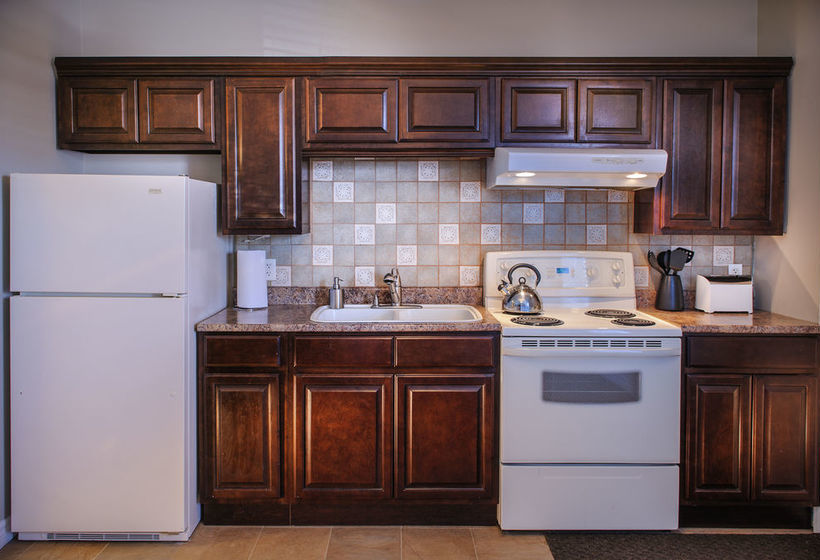 ホテル Moncton Suites - 267 Universite Ave