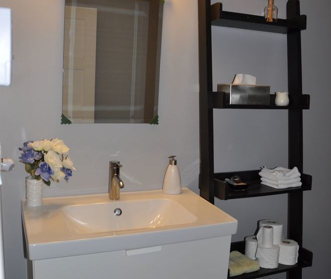 ホテル Moncton Suites - 267 Universite Ave