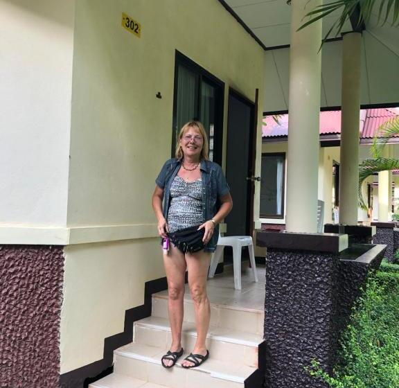 酒店 Moonwalk Lanta Resort