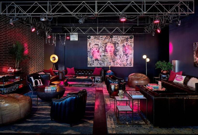 ホテル Moxy Minneapolis Uptown