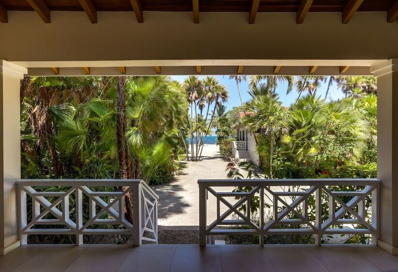 فندق Naia Resort And Spa