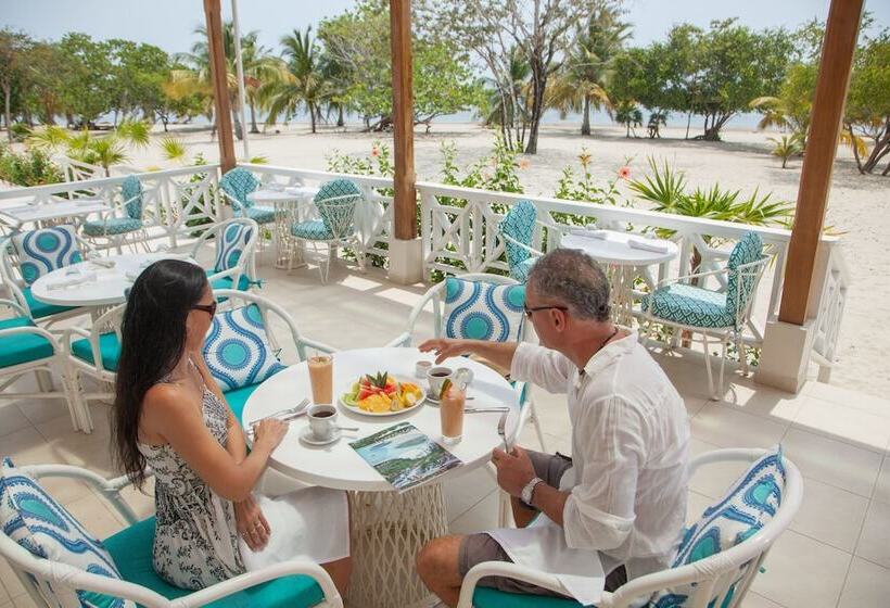 فندق Naia Resort And Spa