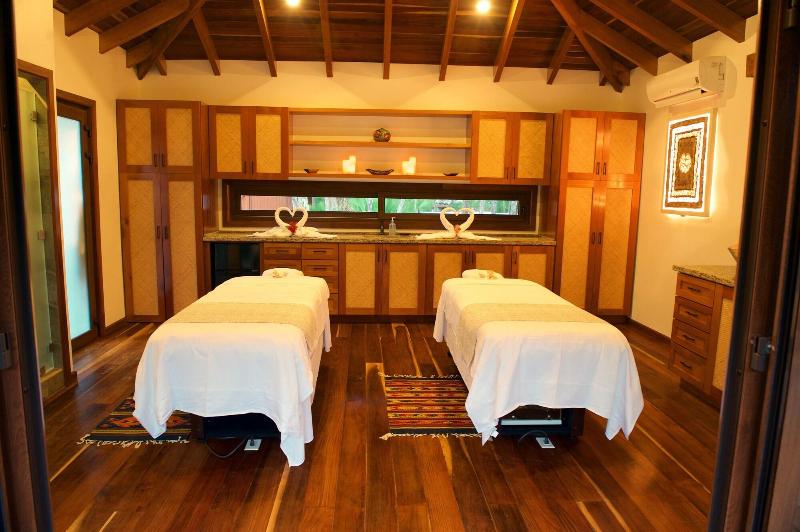 فندق Naia Resort And Spa