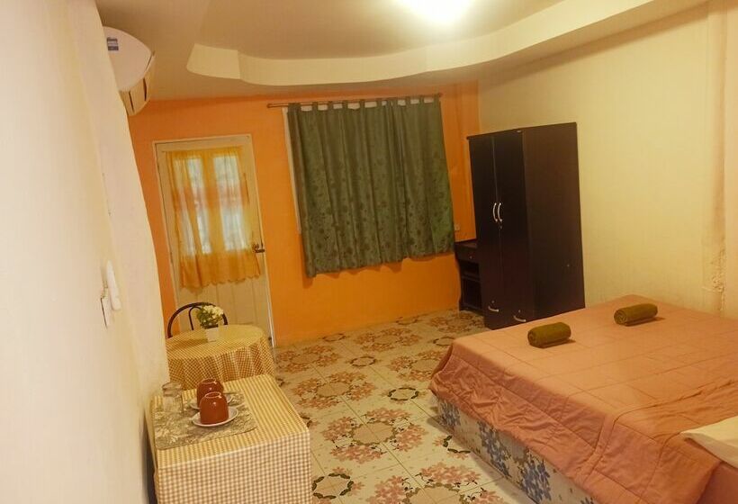 ホテル Nu Phuket Airport Residence