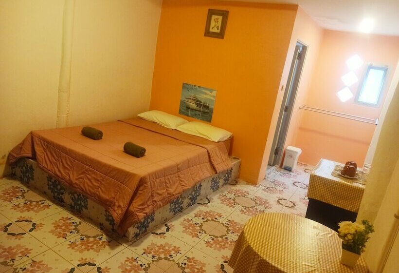 ホテル Nu Phuket Airport Residence