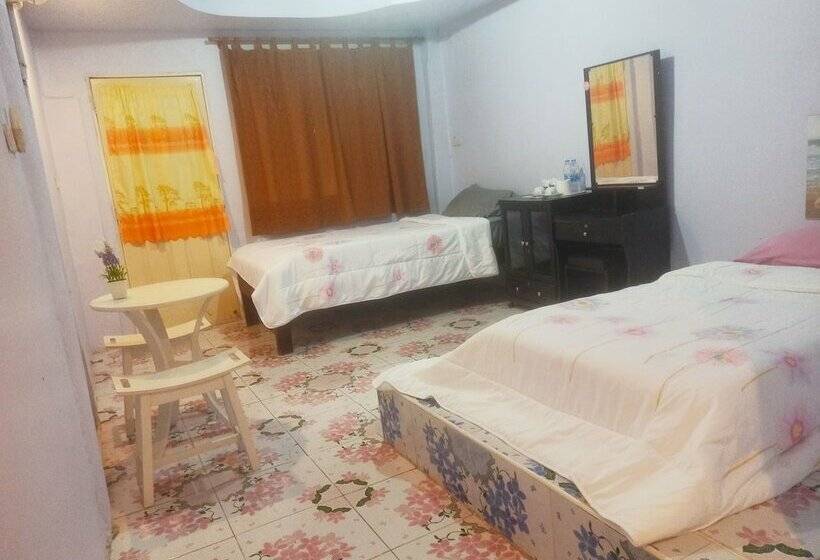 ホテル Nu Phuket Airport Residence