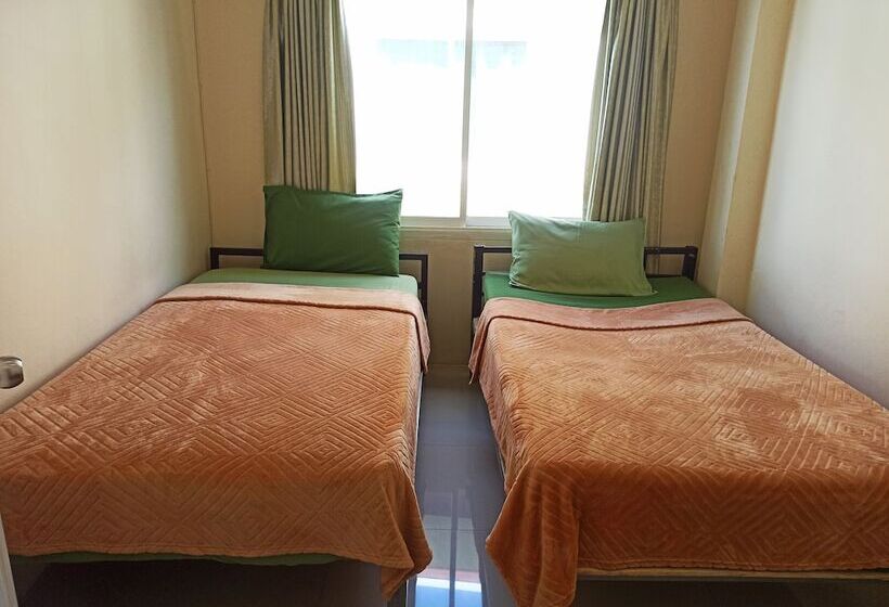 ホテル Nu Phuket Airport Residence