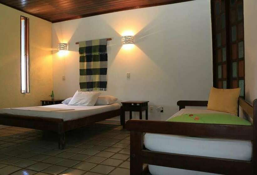 Отель Parque Dos Igarapés