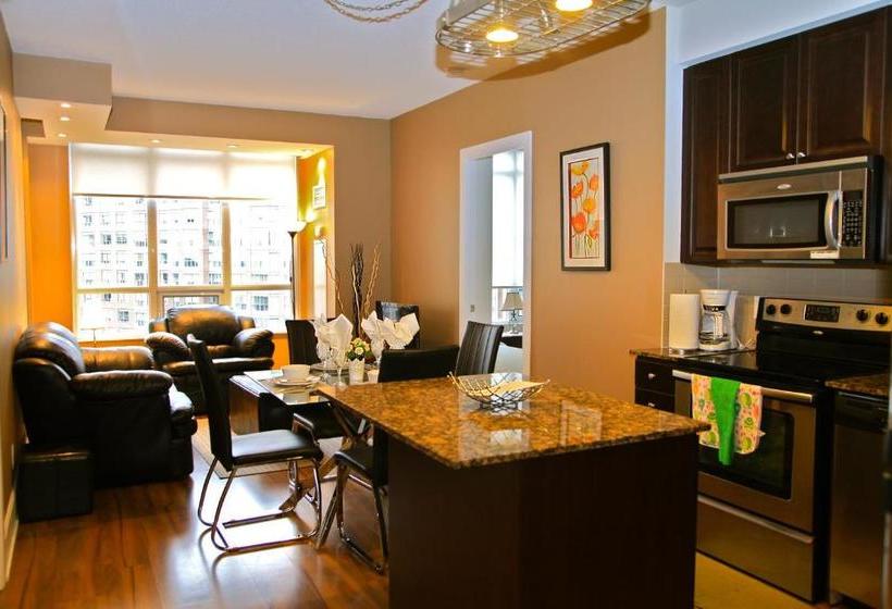 בית מלון כפרי Executive Stay Suites Next To Squareone Mall