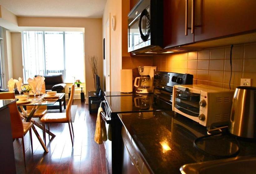 בית מלון כפרי Executive Stay Suites Next To Squareone Mall