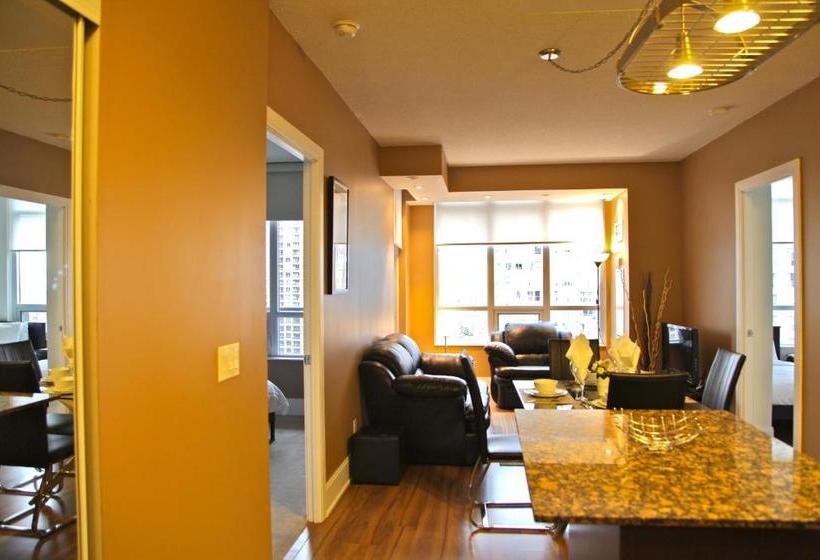 בית מלון כפרי Executive Stay Suites Next To Squareone Mall