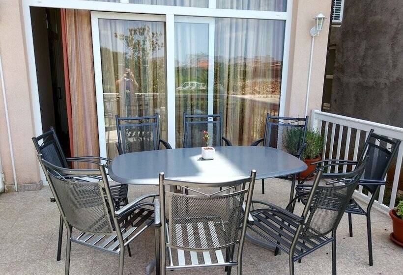 Hotel Guest House Regina Mundi