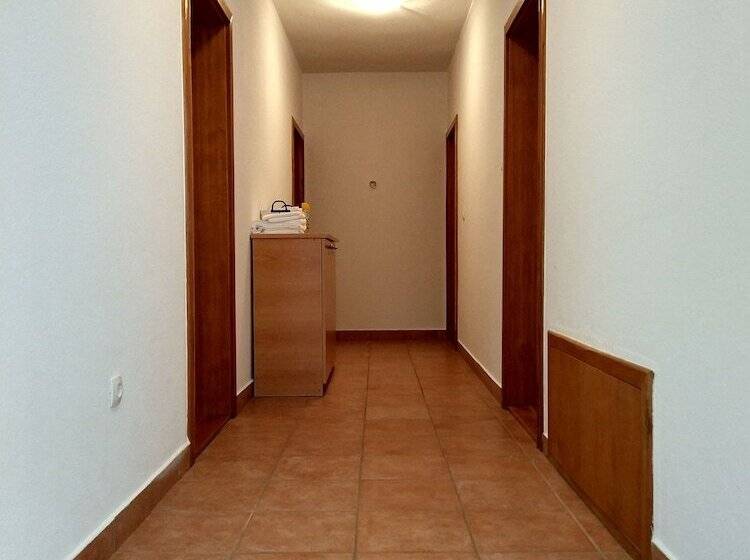 Hotel Guest House Regina Mundi