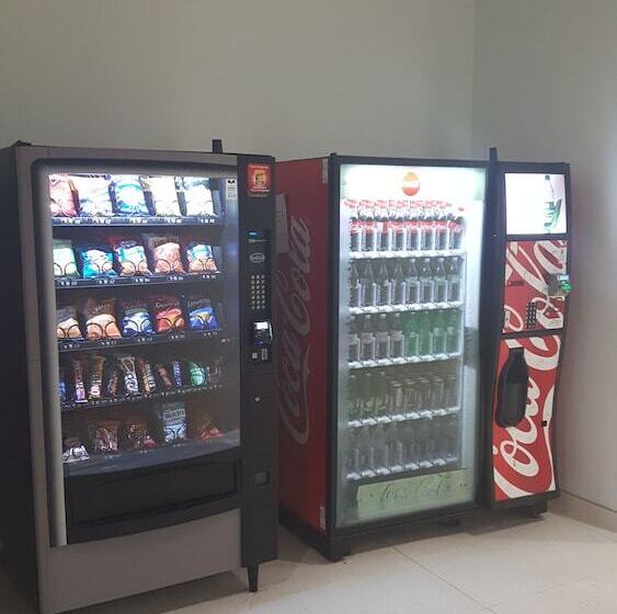 هتل Residence & Conference Centre Toronto Downtown