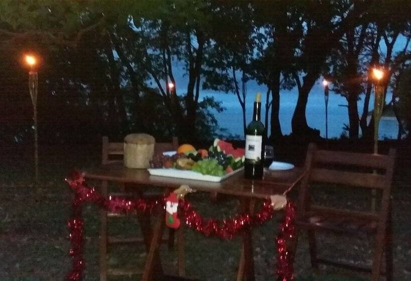 Отель Resort Vila Cotijuba