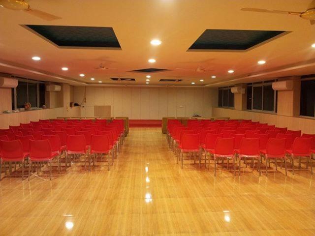 בית מלון כפרי Shreenithi