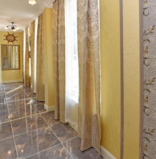 בית מלון כפרי Sirena Palace Family