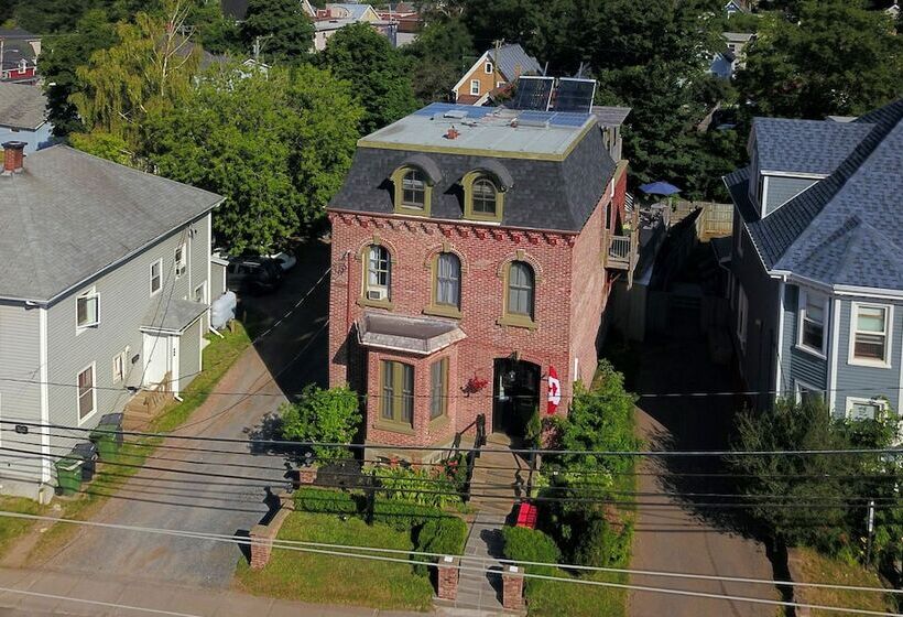 בית מלון כפרי Suites Of Euston