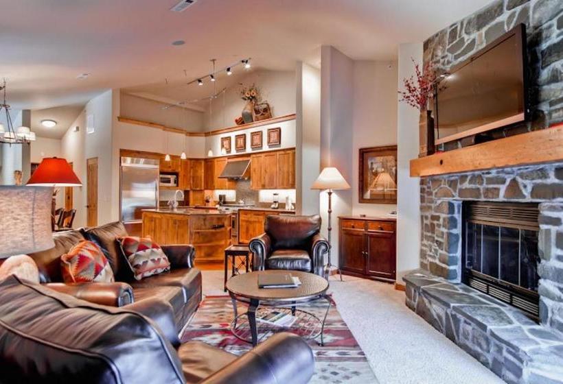 فندق The Timbers Condominiums