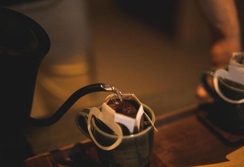 בית מלון כפרי Themana Village