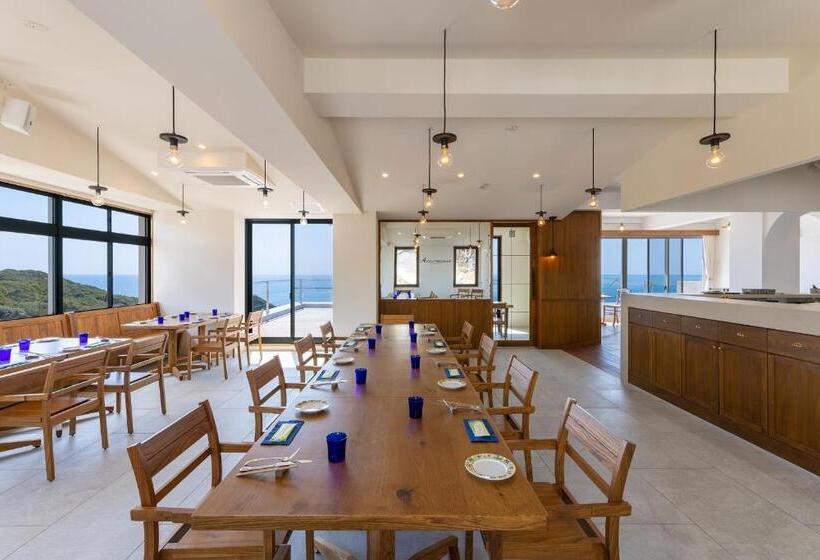 בית מלון כפרי Themana Village