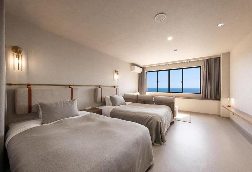 בית מלון כפרי Themana Village