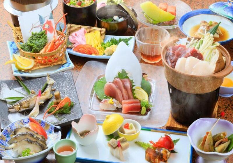 בית מלון כפרי Themana Village