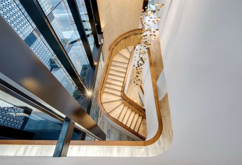 Vibe Hotel North Sydney