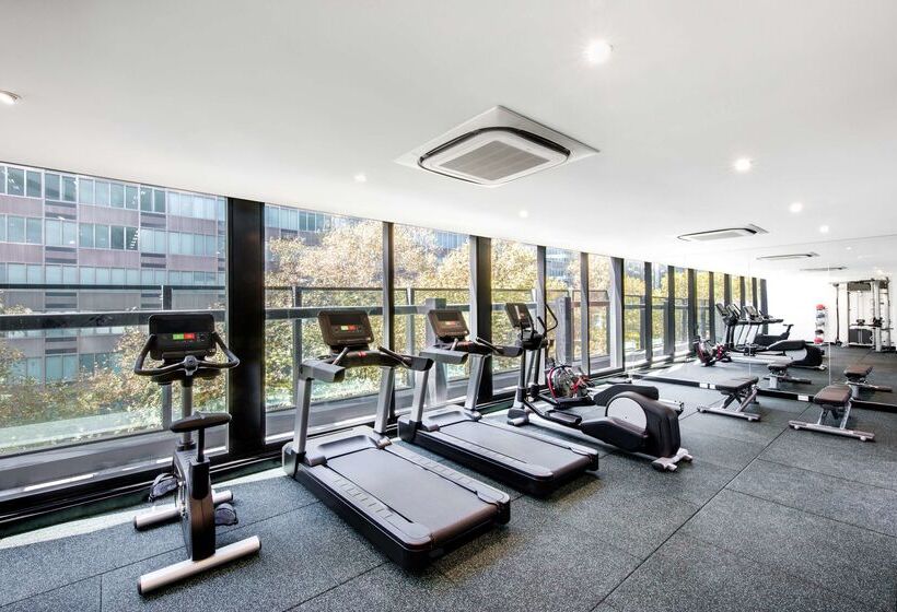 Vibe Hotel North Sydney