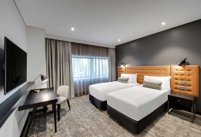 Vibe Hotel North Sydney