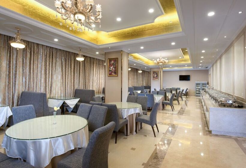 Отель Vienna Guangzhou Baiyun Airport Konggang