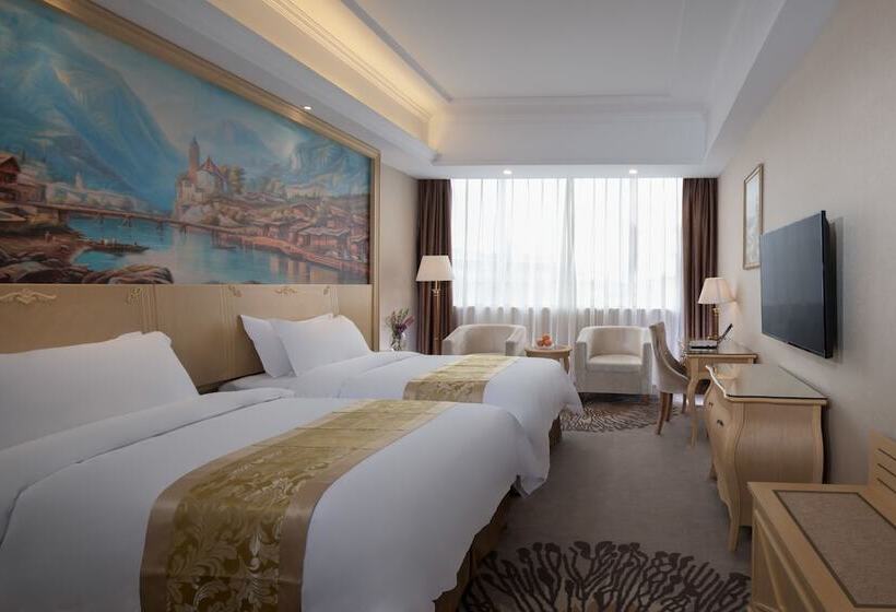 Отель Vienna Guangzhou Baiyun Airport Konggang